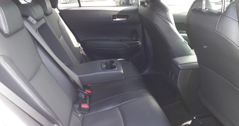 Toyota Corolla Cross cena 175900 przebieg: 6699, rok produkcji 2022 z Morąg małe 407